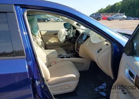 2019 Nissan Pathfinder Platinum z USA, uszkodzony, nr VIN 5N1DR2MM9KC624845